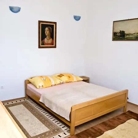 Bacina Apartmán *